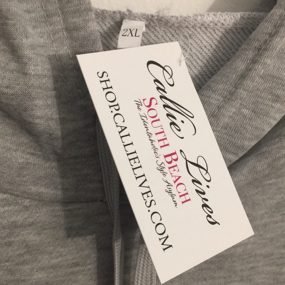 Callie Lives “Delete My Number” Lightweight Hoodie - Picture 4 of 4